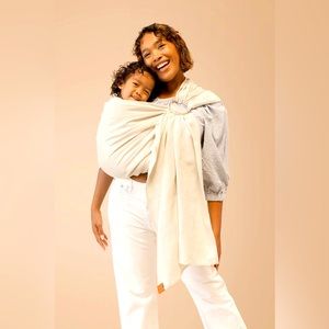 Wildbird Ring Sling Baby Carrier Solid Cream Linen with Rose Gold Ring.